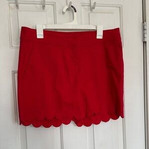 Isaac Mizrahi red scalloped shorts size women’s 12